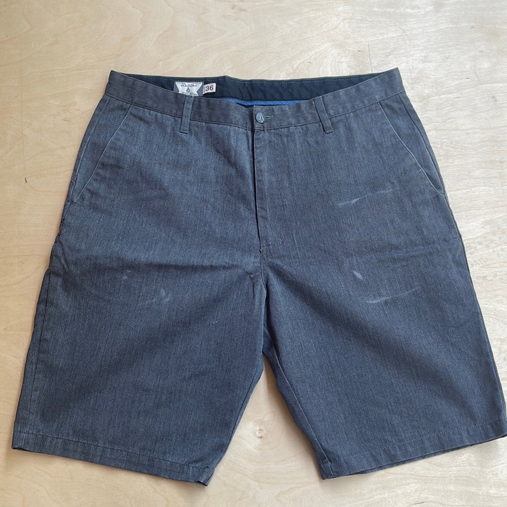 Shorts - men - Volcom